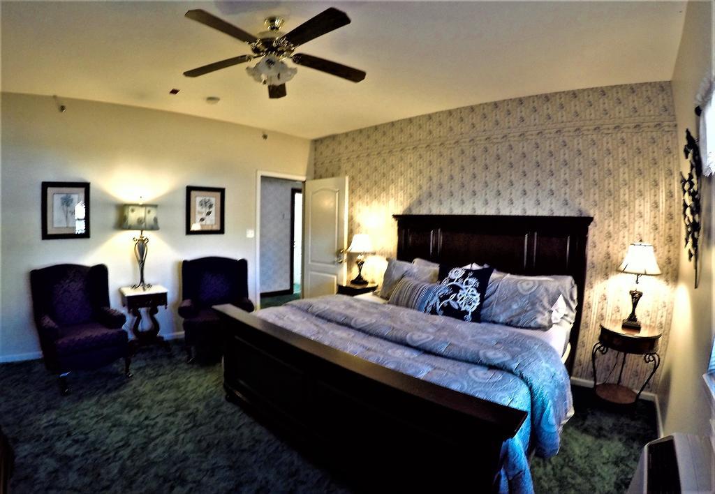 Bradford House Bed And Breakfast ブランソン エクステリア 写真