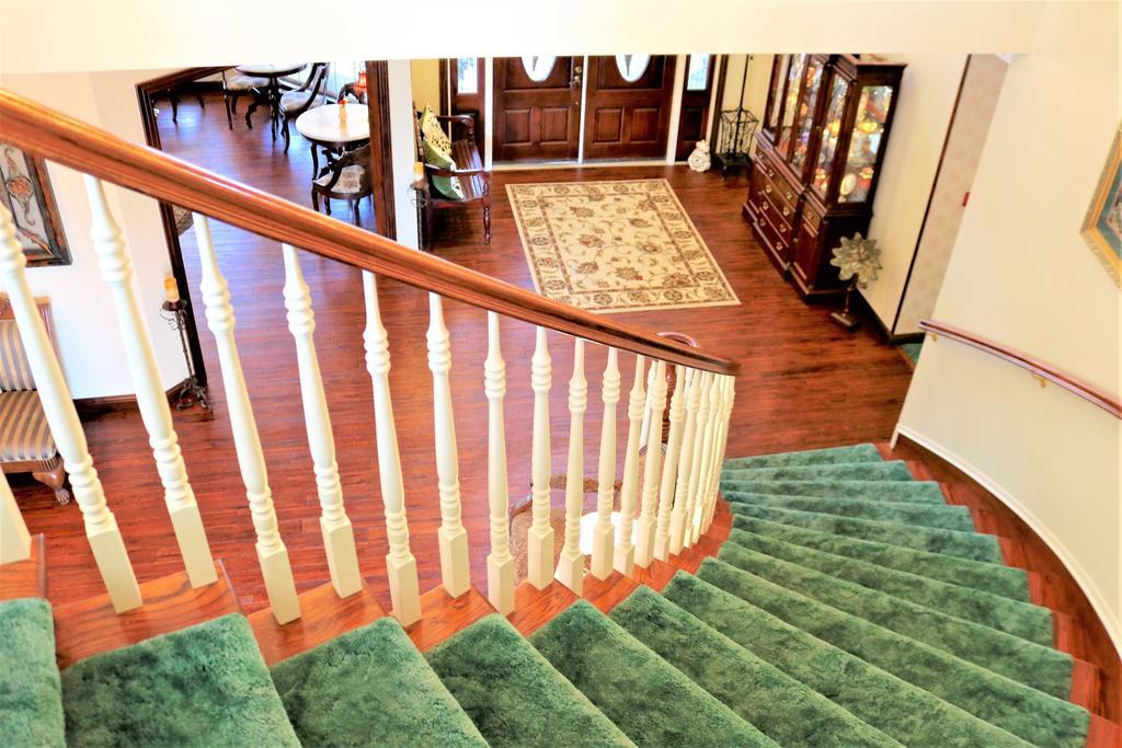 Bradford House Bed And Breakfast ブランソン エクステリア 写真