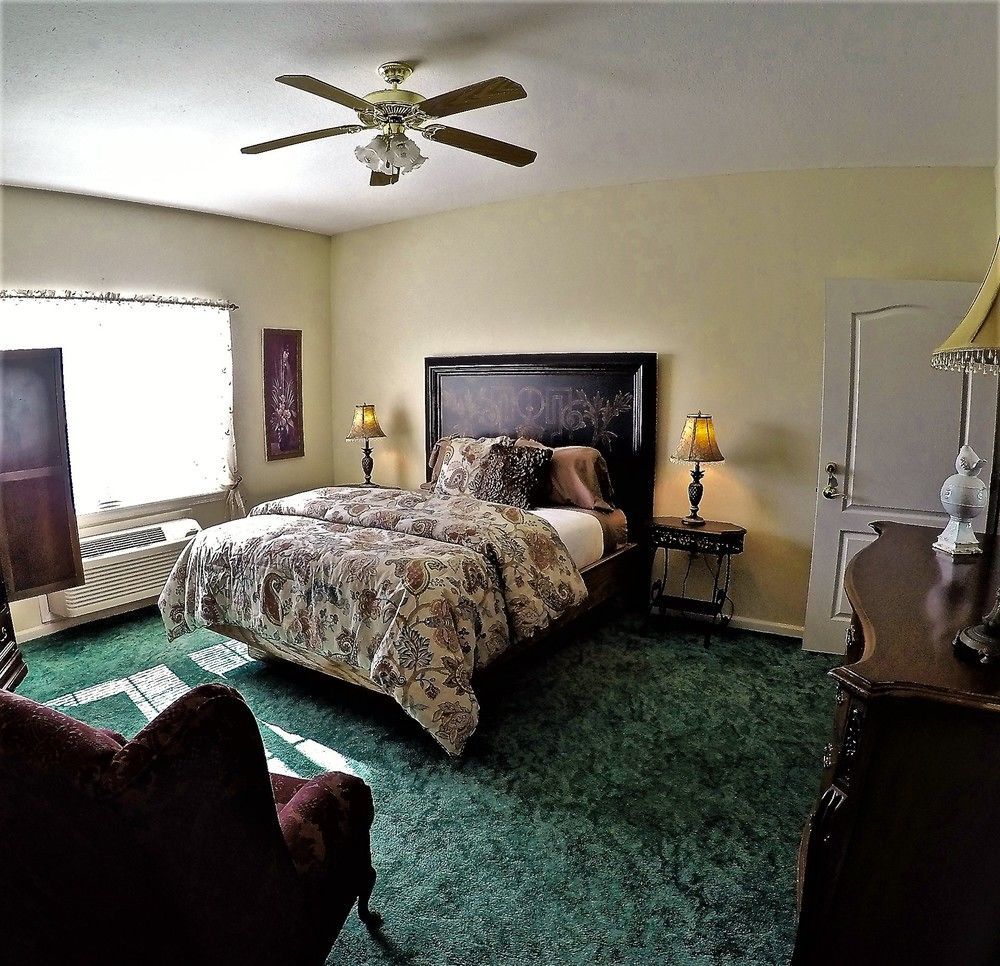 Bradford House Bed And Breakfast ブランソン エクステリア 写真