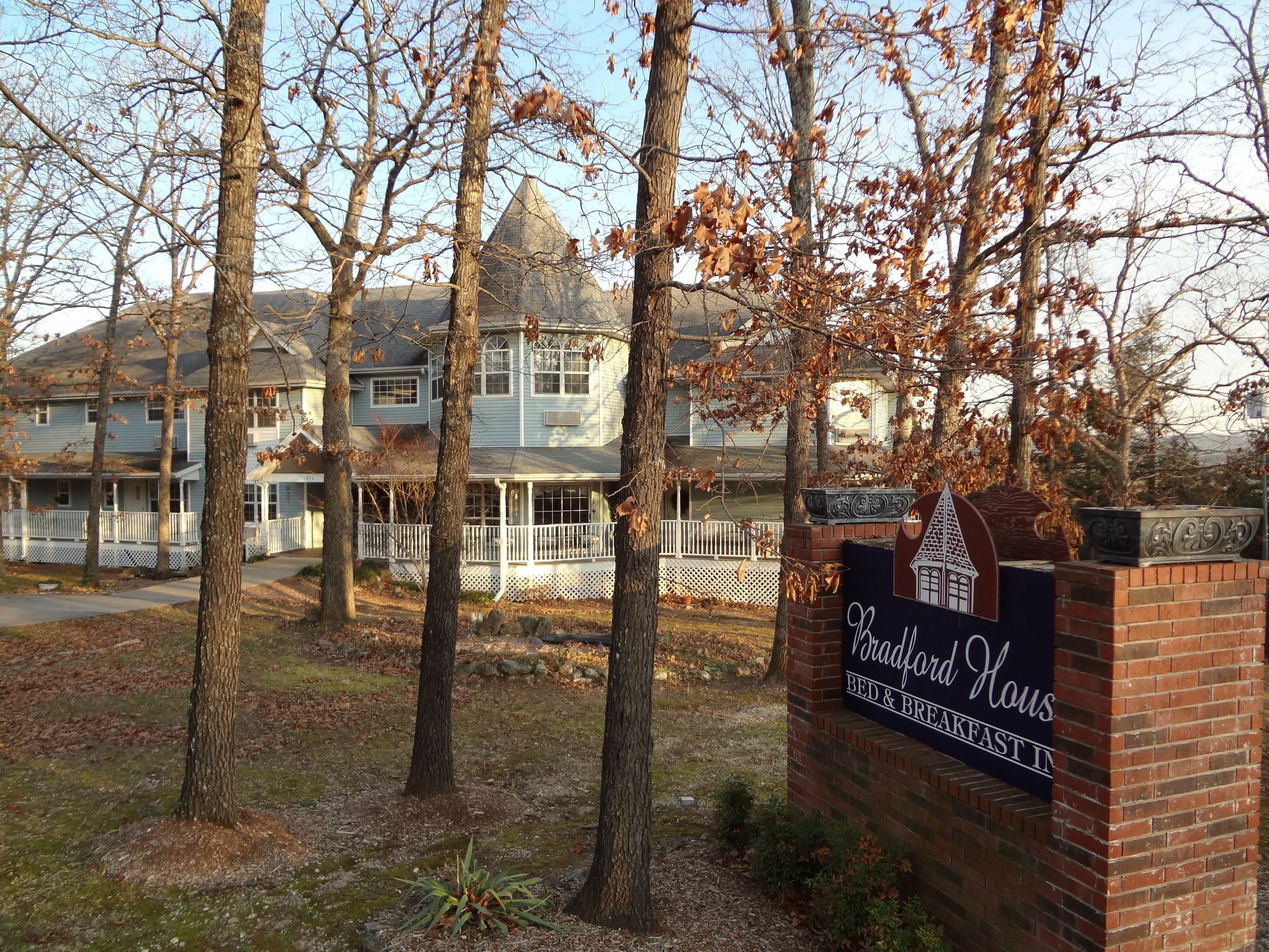 Bradford House Bed And Breakfast ブランソン エクステリア 写真